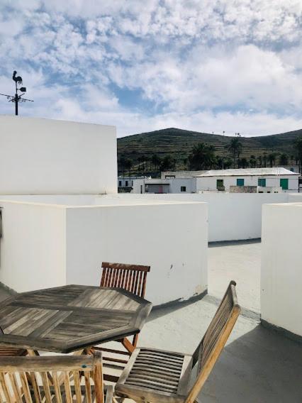 Nomad House Haria Lanzarote Dアパートメント エクステリア 写真